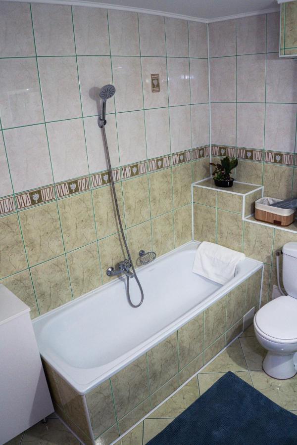 Apartament Milcov Gura Humorului Eksteriør bilde